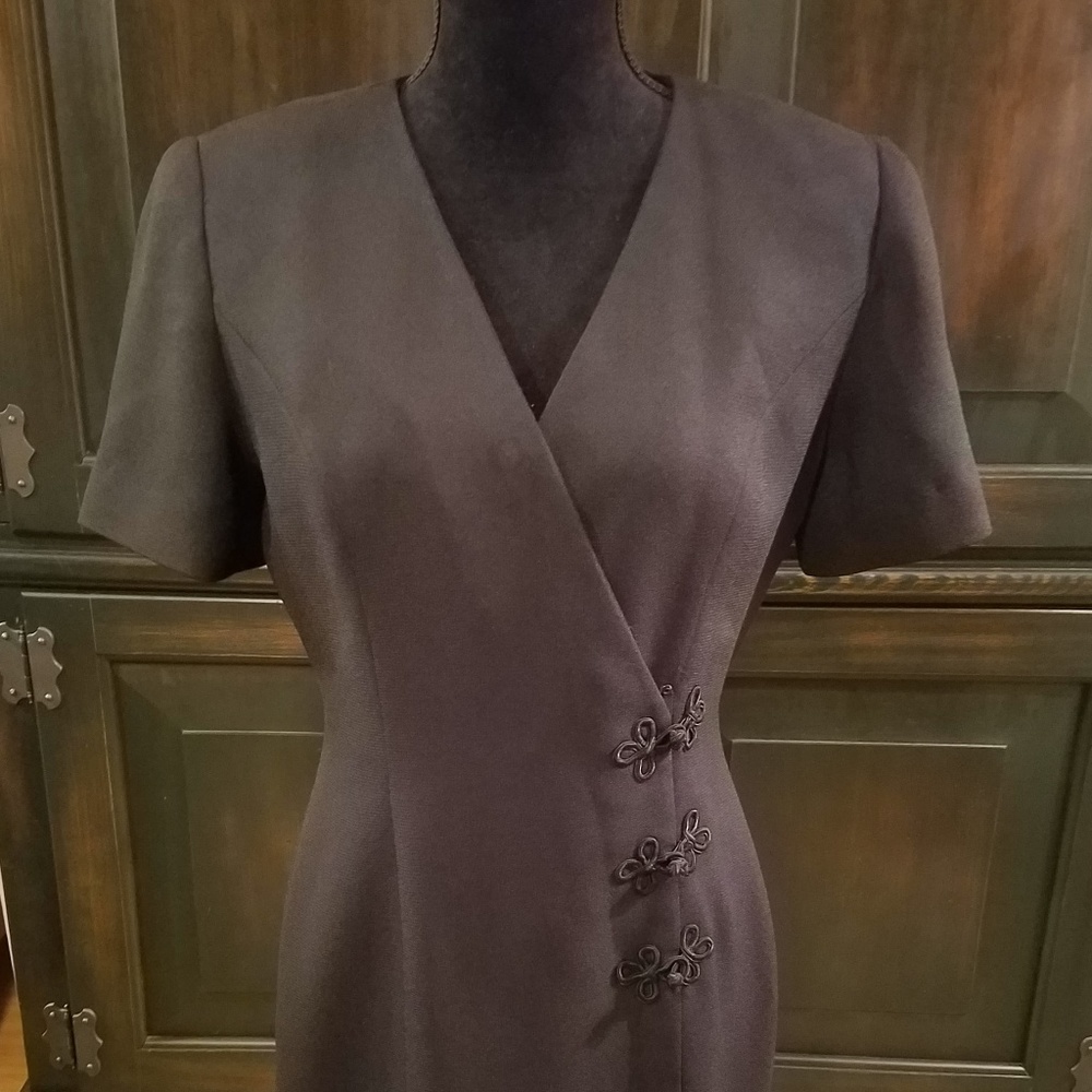 Short sleeve wrap dress